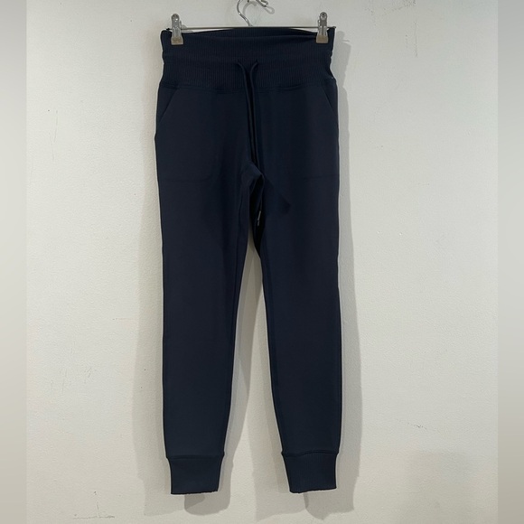 Avalanche Women's joggers with two pockets in navy blue, size M - Picture 1 of 8